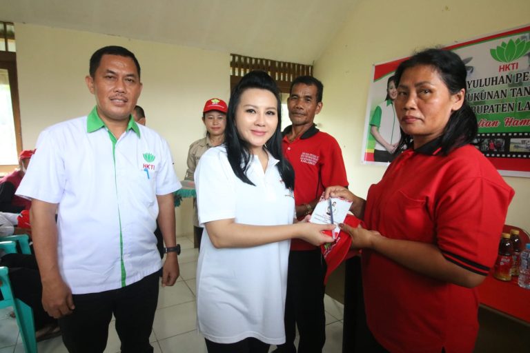 Karolin: Petani Lebih Untung dengan Memakai Bahan Organik untuk Berantas Hama