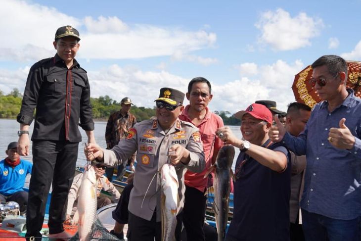 Fransiskus Diaan: Keberadaan danau lindung tumbuhkan ekonomi masyarakat Kapuas Hulu