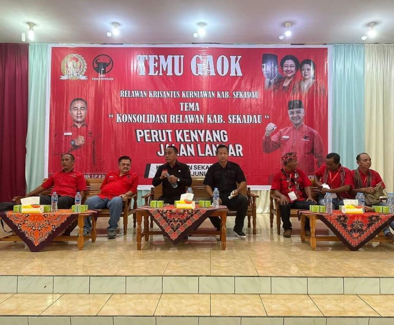 Krisantus Kurniawan Gelar Konsolidasi dan Temui Ratusan Relawan di Sekadau untuk Kemenangan PDIP di 2024