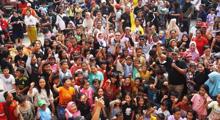 Blusukan Sosialisasikan Ganjar Pranowo, Brando Disambut Ribuan Warga Dengan Reog Ponorogo