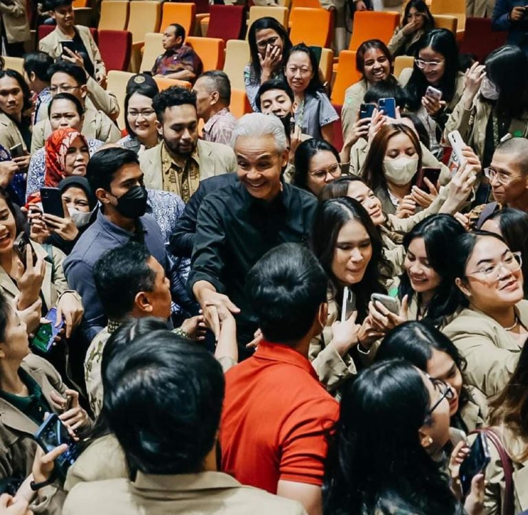 Ganjar Ajak Mahasiswa Unpar Partisipasi Dalam Politik Seperti Maruarar Sirait