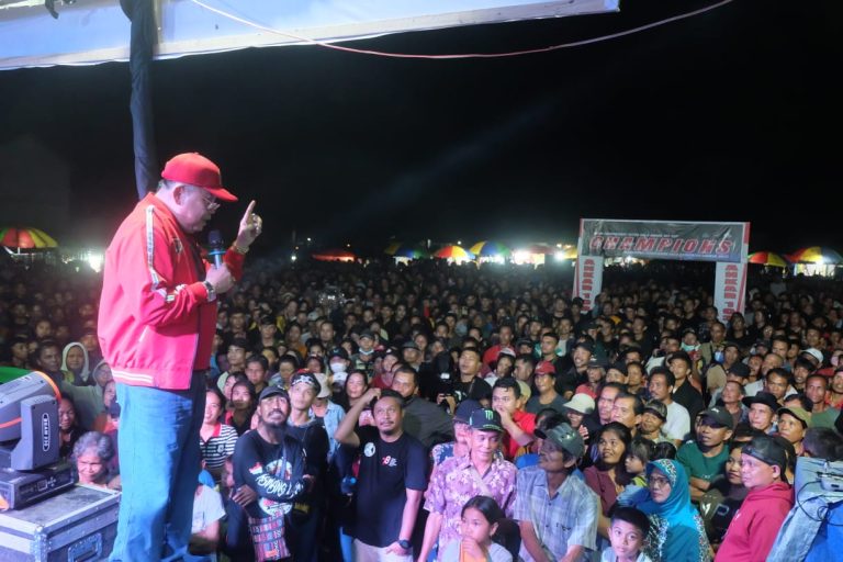 Anggota Komisi II DPR-RI Cornelis : Dengan Berpolitik Kita Bisa Menolong Orang Banyak