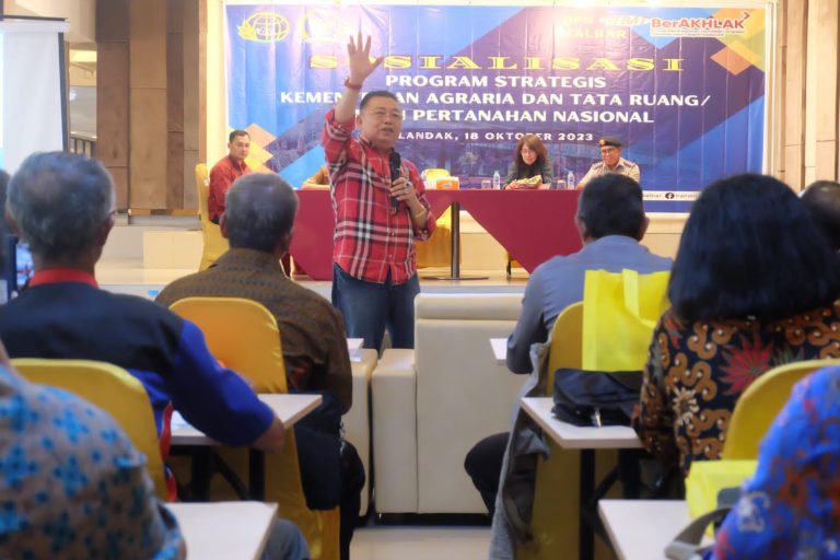 Cornelis Kembali Sosialisasikan Program Strategis Kementerian ATR/BPN, di Kabupaten Landak