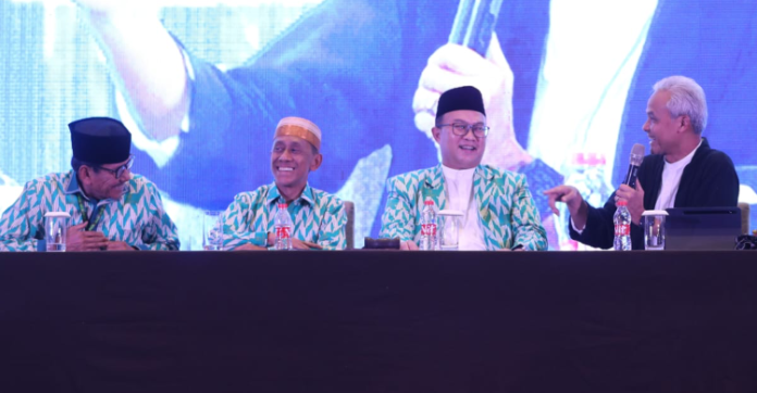 bicara-pembangunan-di-indonesia-timur-ganjar--pemerataan-kualitas-dan-kuantitas-harus-seimbang_195510