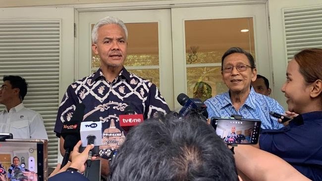 Ganjar Dapat Pujian ‘Kalau Politik Beliau Suhunya’ dari Boediono