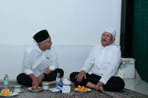Ganjar Pranowo Temui Gus Mus di Rembang, Bahas Situasi Terkini Politik Indonesia