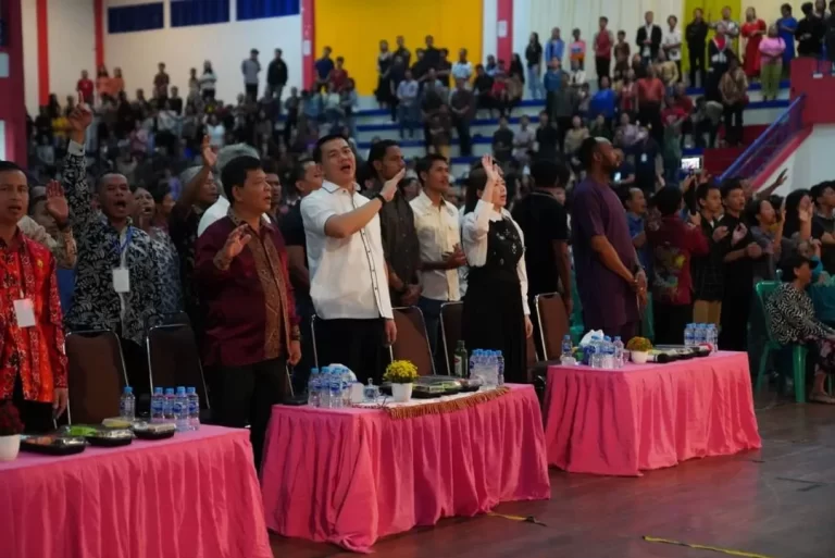 KKR Kristen Kapuas Hulu, Fransiskus Diaan: Mari Jadi Garam dan Terang Dunia