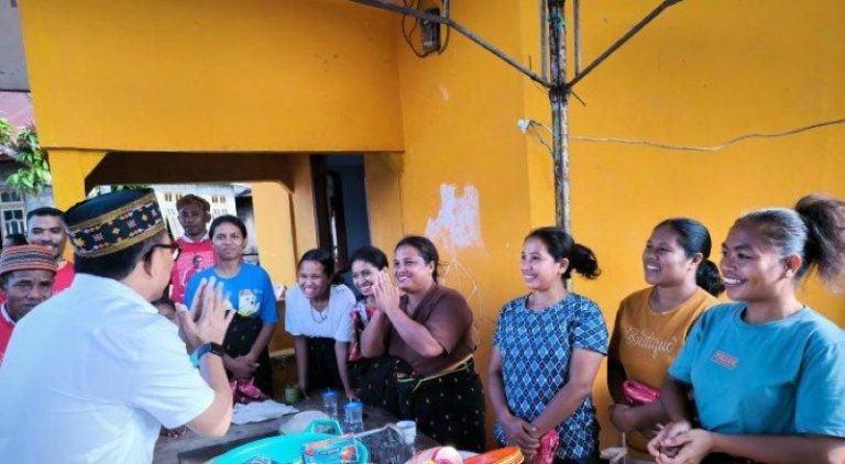 Ansy Lema Sapa Masyarakat di Wilayah Utara Manggarai