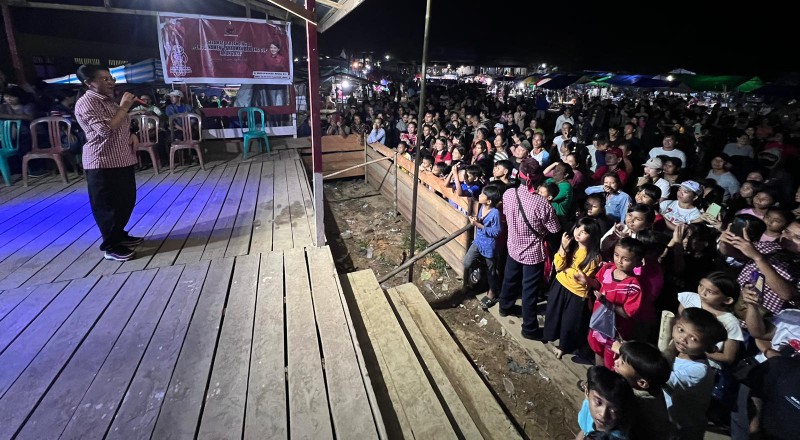 Karolin Tutup Turnamen Piala Banteng di Kecamatan Sengah Temila