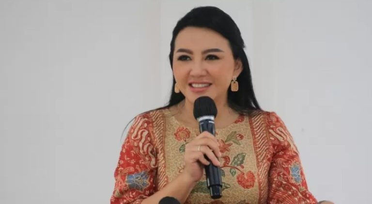 Unggul dalam Pilkada Landak 2024, Karolin – Erani Gelar Syukuran Rakyat