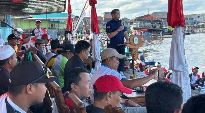 2 Tutup Lomba Sampan Bidar Tradisional, Ini Pesan Bupati Kapuas Hulu