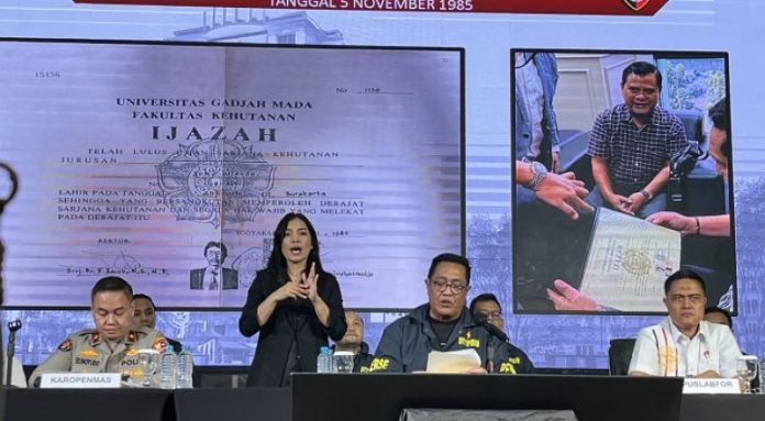 Ijazah Jokowi Bareskrim Beberkan Fakta Ijazah Jokowi, Polisi Tak Temukan Unsur Pidana