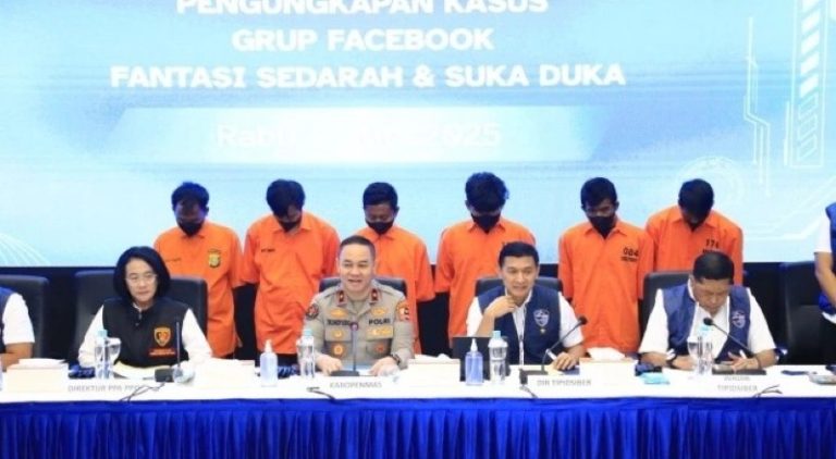 Viral Grup FB “Fantasi Sedarah”, 6 Pelaku Ditangkap Polisi