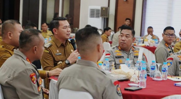 Bupati Fransiskus Diaan Komitmen Dukung Panen Raya Jagung Kuartal Ke 3